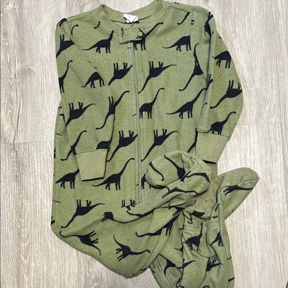 4/$30 Old Navy Green Dinosaur Kids Footsie 18-24M - Picture 1 of 1